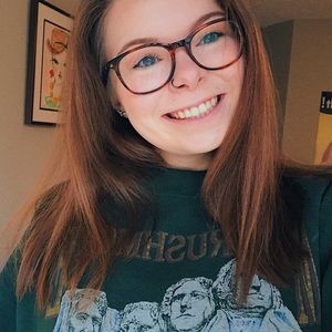 Meet your Posher, Haylee